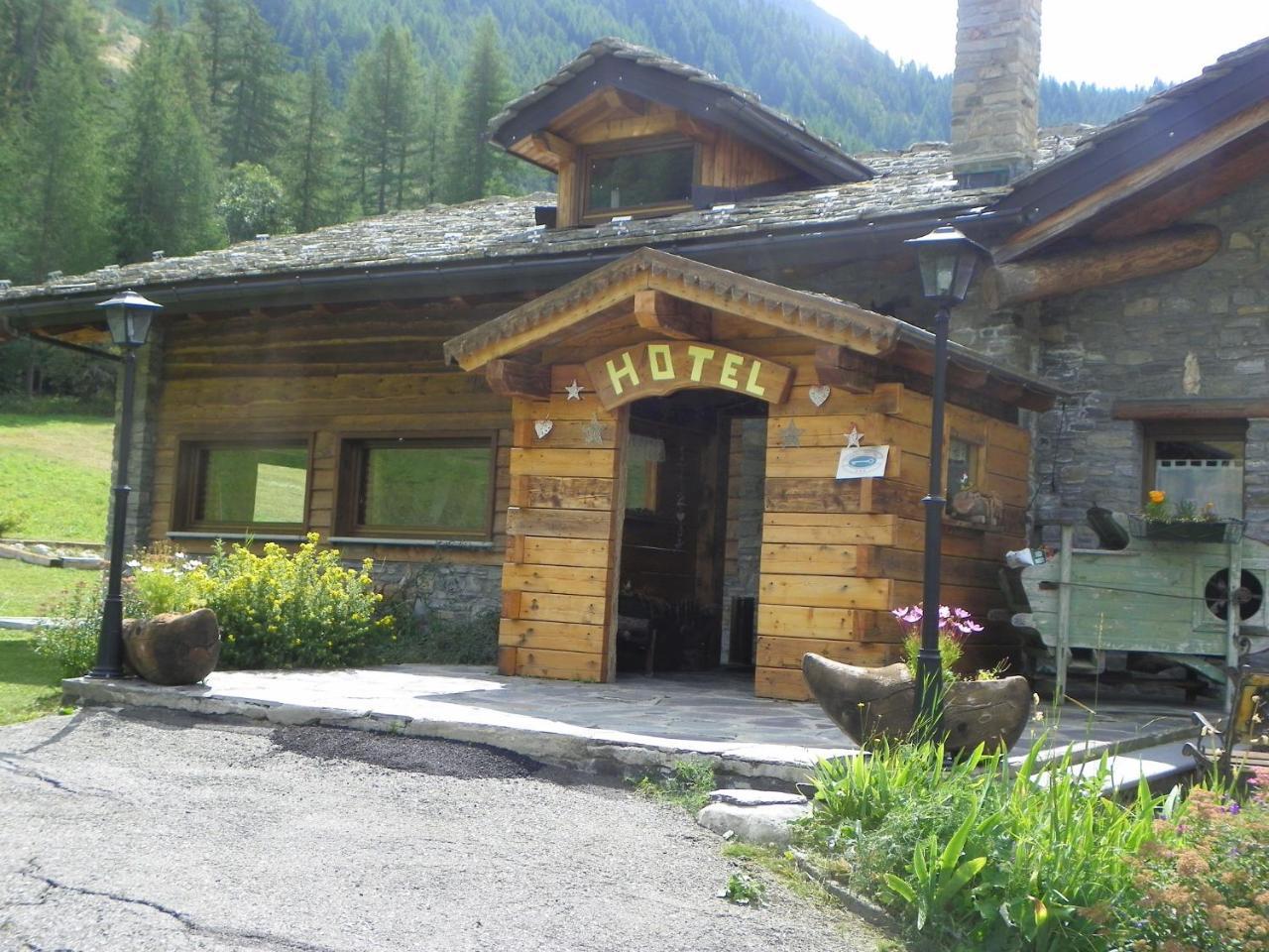 Hotel Les Granges La Thuile Εξωτερικό φωτογραφία